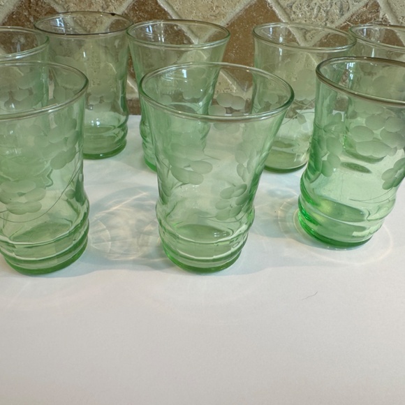 Rare Set of 8 Dunbar Floral Etched Uranium Glass Tumblers GORGEOUS - Picture 14 of 16